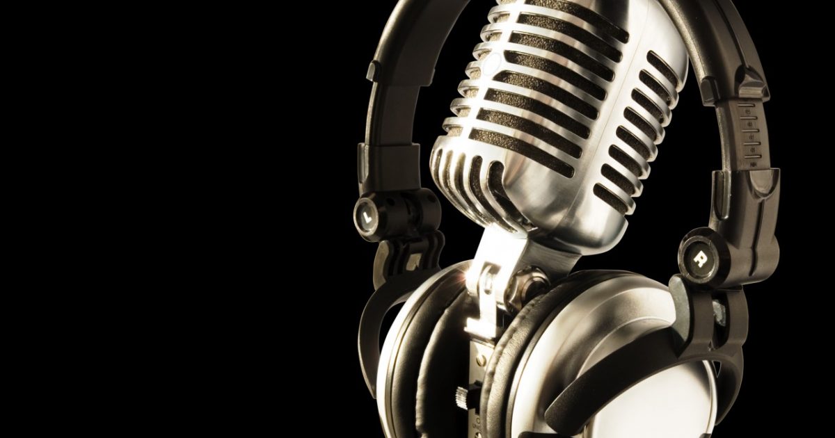 Microphone-Headphone-microphone-headphone-black-black-and-white-music-1280x1024