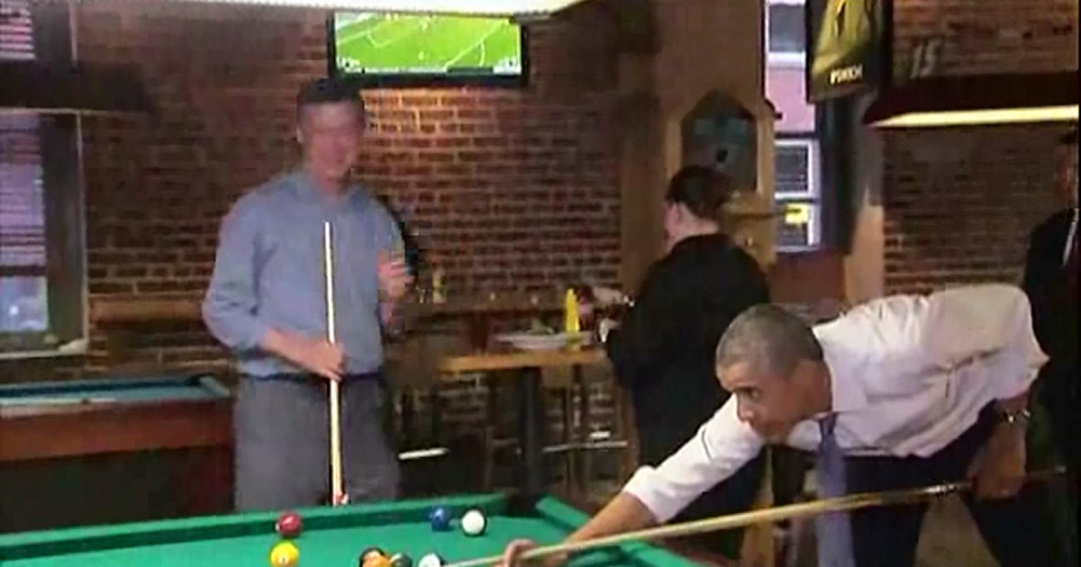 obama shooting pool