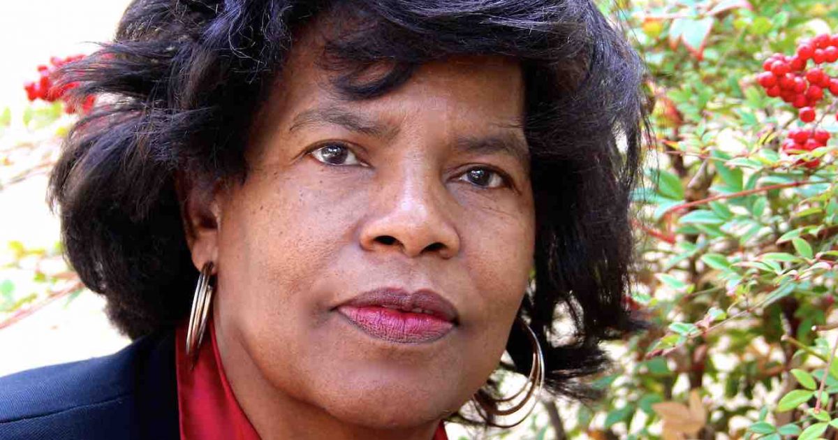 Geraldine Lewis 2 head shot