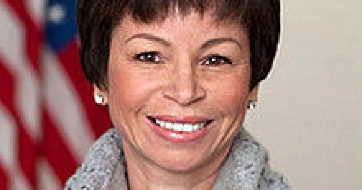 220px-valerie_jarrett_official_portrait_small