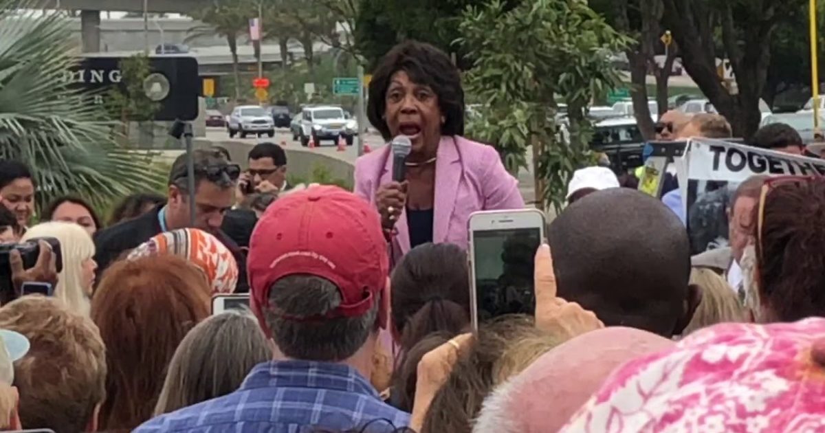 Waters Denies She ‘glorified or encouraged violence’ Against Former Trump Staffers